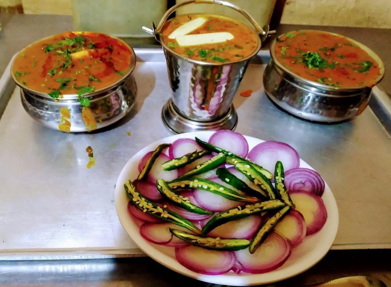 **  Apple House Bed & Breakfast Shimla India