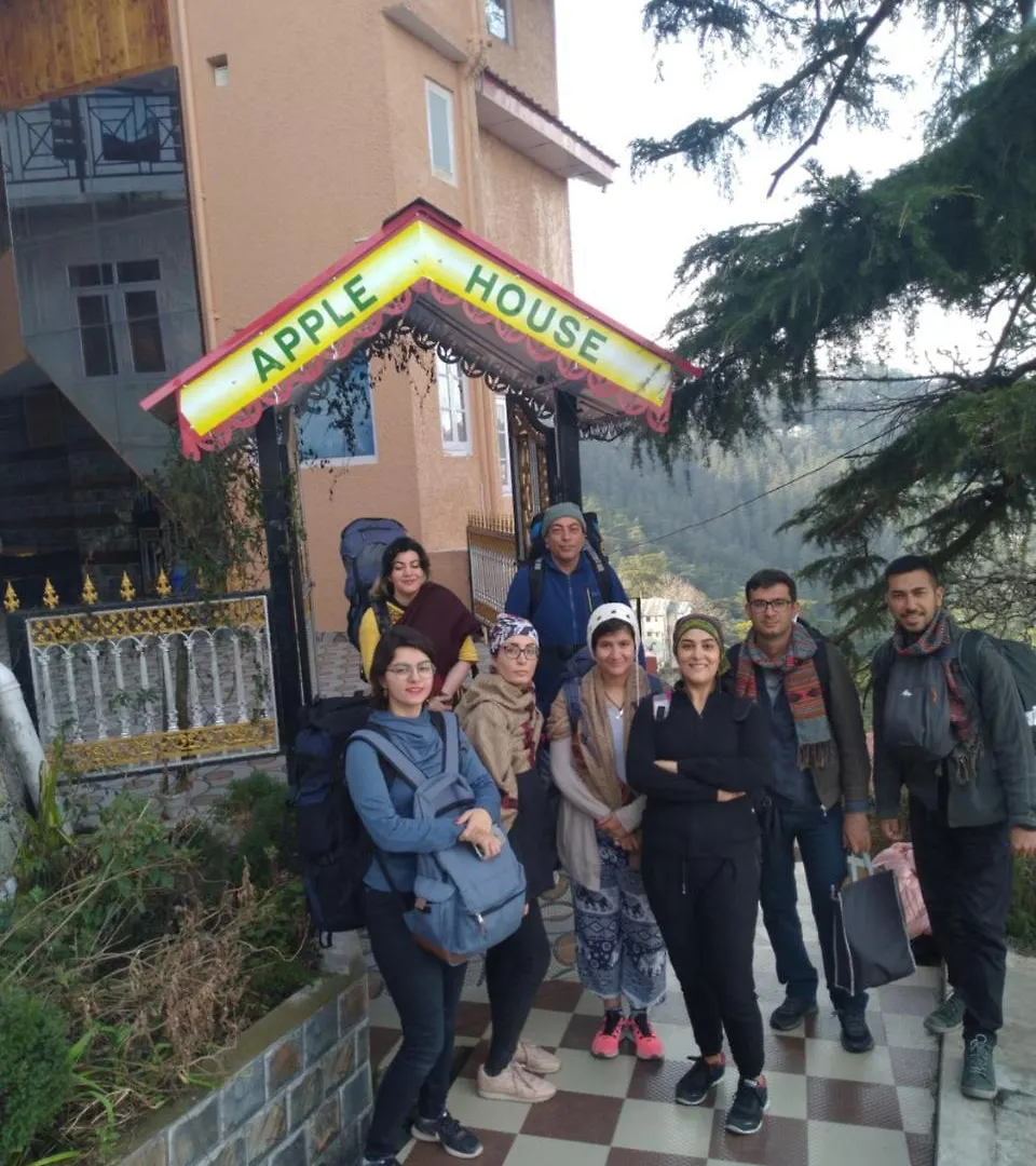 Apple House Bed & Breakfast Shimla 2*,  India
